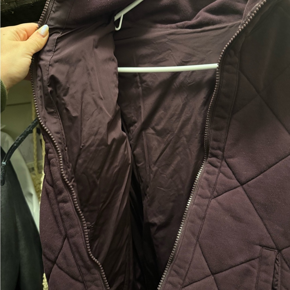 lululemon athletica reversible Quilted Puffer Jacket - Deep Purple - Picture 4 of 4